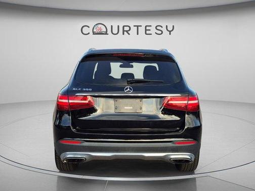 Black 2018 Mercedes-Benz GLC 300 Base