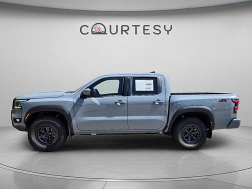 Boulder Gray Pearl 2026 Nissan Frontier PRO-4X