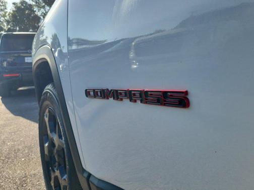 2023 Jeep Compass Trailhawk