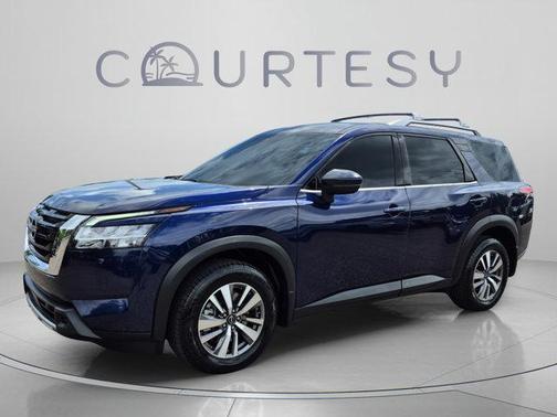 Deep Ocean Blue 2023 Nissan Pathfinder SL
