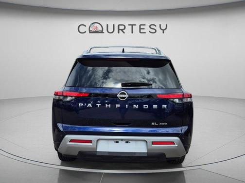 Deep Ocean Blue 2023 Nissan Pathfinder SL