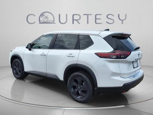 Everest White P 2026 Nissan Rogue SV