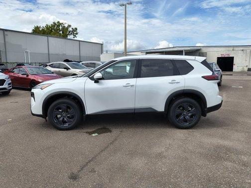 Everest White P 2026 Nissan Rogue SV