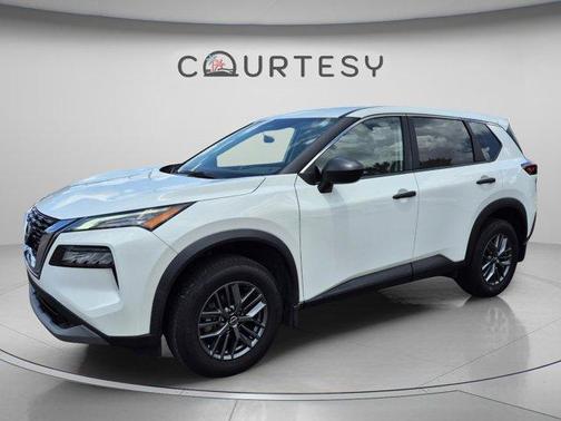 Glacier White 2023 Nissan Rogue S
