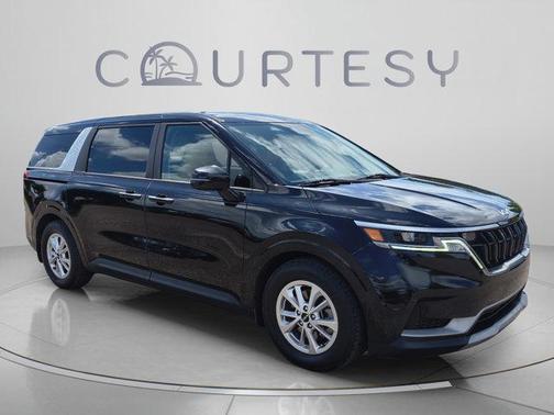 Aurora Black Pearl 2023 Kia Carnival LX