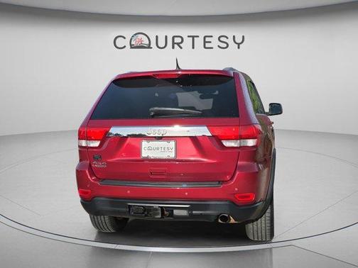 Deep Cherry Red Crystal Pearl 2012 Jeep Grand Cherokee Laredo