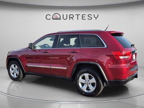 Deep Cherry Red Crystal Pearl 2012 Jeep Grand Cherokee Laredo