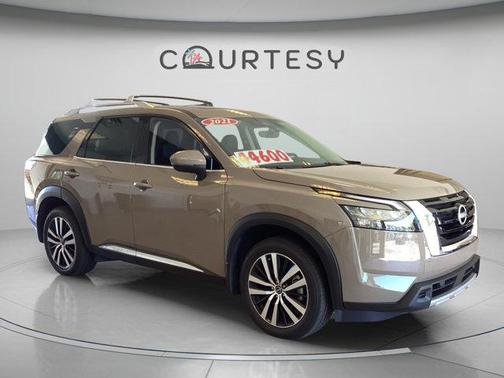 Baja Storm 2025 Nissan Pathfinder Platinum