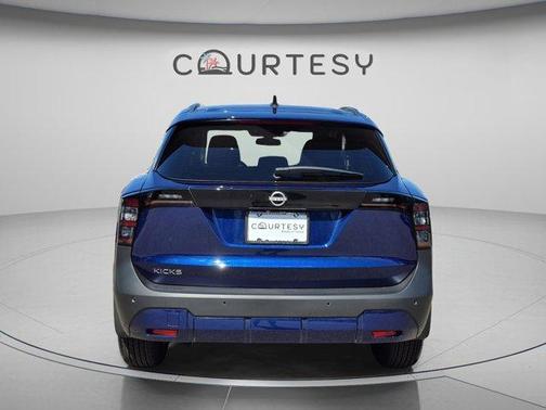 Deep Blue Pearl 2026 Nissan Kicks SV