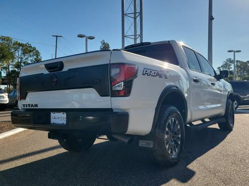 2024 Nissan Titan PRO-4X
