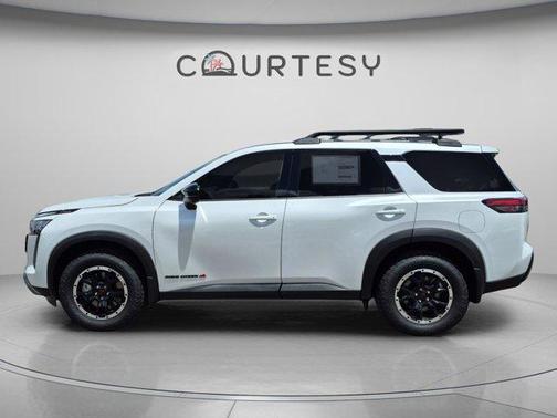 Everest White P 2026 Nissan Pathfinder Rock Creek