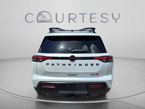 Everest White P 2026 Nissan Pathfinder Rock Creek