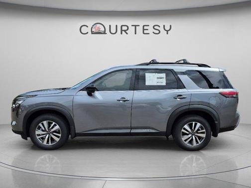 Gun Metallic 2026 Nissan Pathfinder SL