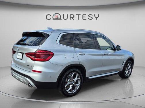 Glacier Silver Metallic 2021 BMW X3 sDrive30i