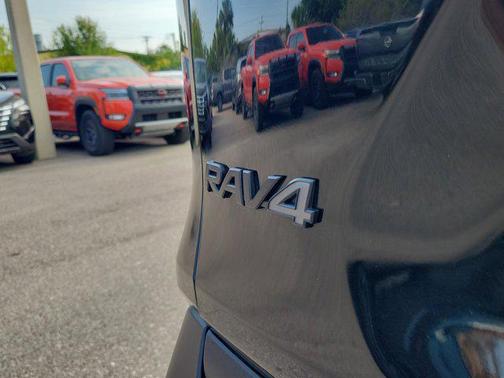 2023 Toyota RAV4 Adventure