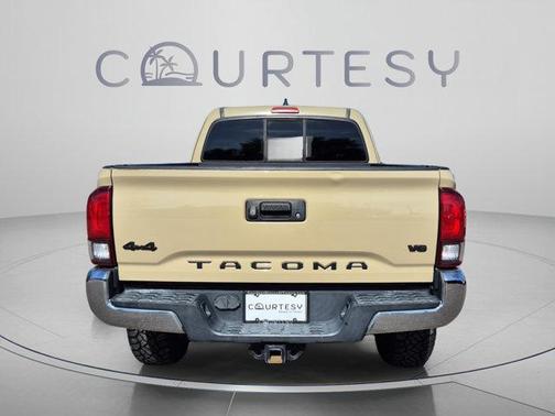 Quicksand 2018 Toyota Tacoma SR5