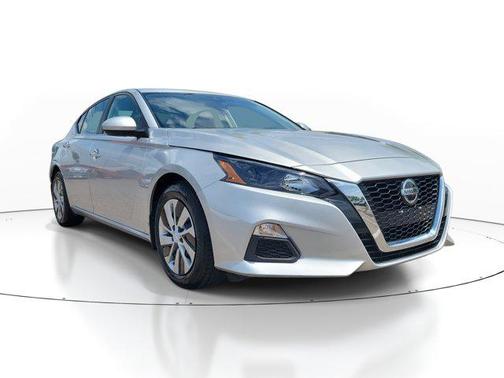 2022 Nissan Altima S FWD