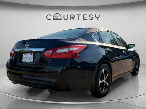 Black 2017 Nissan Altima 2.5 S