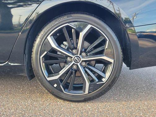 2023 Nissan Altima SR FWD