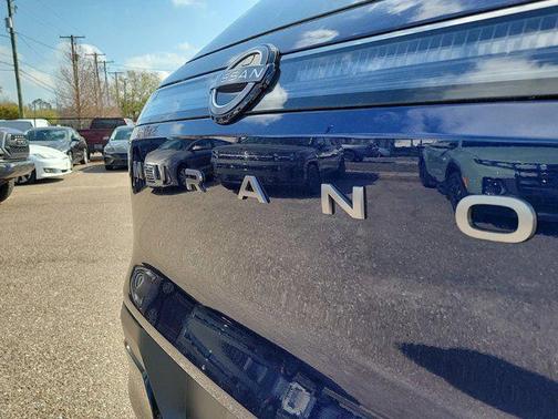 2025 Nissan Murano SV