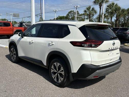 White 2021 Nissan Rogue SV