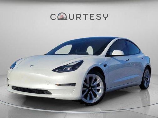 Pearl White Multi 2023 Tesla Model 3 Base