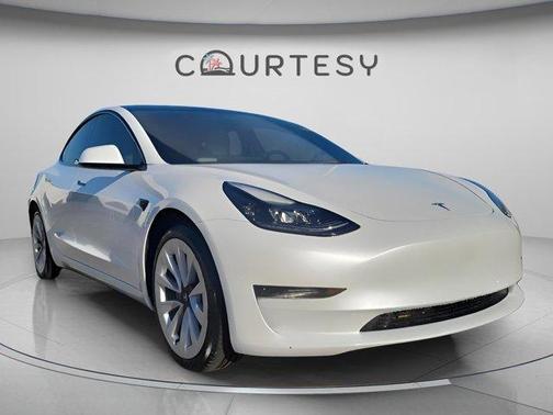 Pearl White Multi 2023 Tesla Model 3 Base