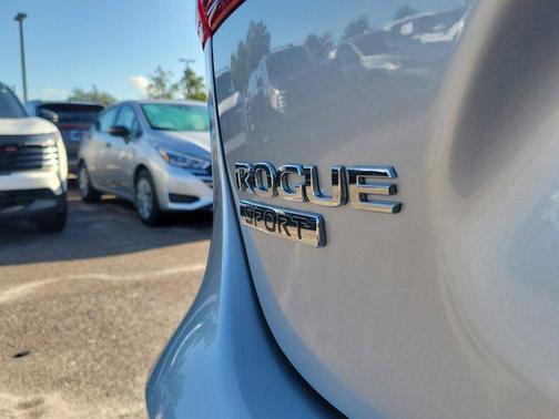 2022 Nissan Rogue Sport S