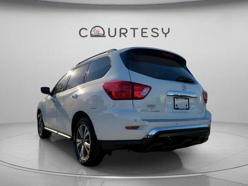 2020 Nissan Pathfinder S