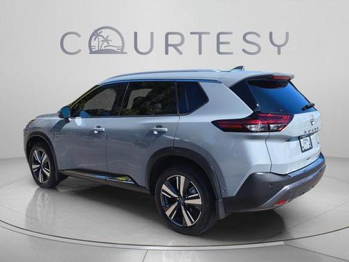 Boulder Gray 2022 Nissan Rogue SL