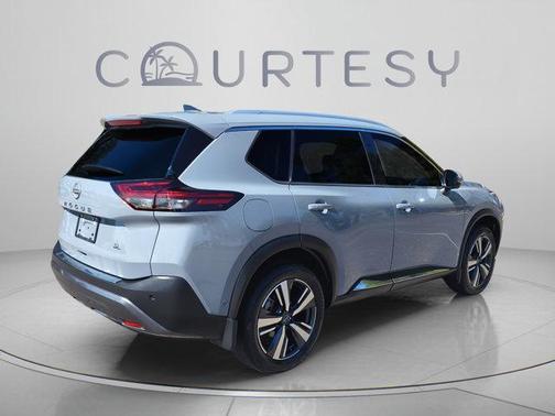Boulder Gray 2022 Nissan Rogue SL