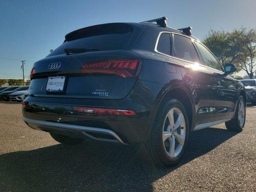 2020 Audi Q5 40 Premium Plus