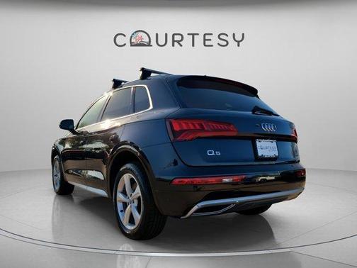 2020 Audi Q5 40 Premium Plus