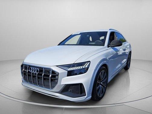 2022 Audi SQ8 4.0T quattro Premium Plus