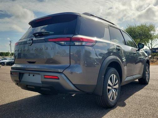 Gun Metallic 2026 Nissan Pathfinder SL