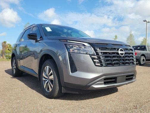 Gun Metallic 2026 Nissan Pathfinder SL