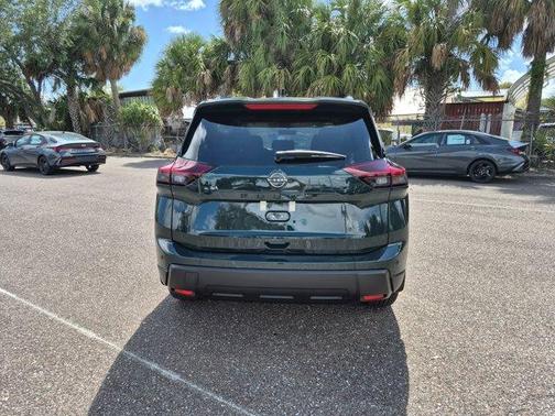 Obsidian Green 2026 Nissan Rogue Dark Armor