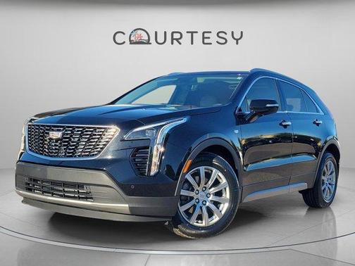 2022 Cadillac XT4 Premium Luxury