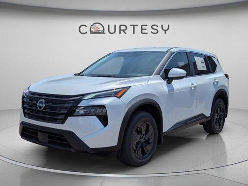 Everest White P 2026 Nissan Rogue SV
