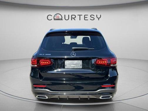 Black 2022 Mercedes-Benz GLC 300 Base
