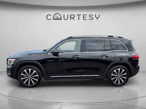Midnight Black 2023 Mercedes-Benz GLB 250 Base