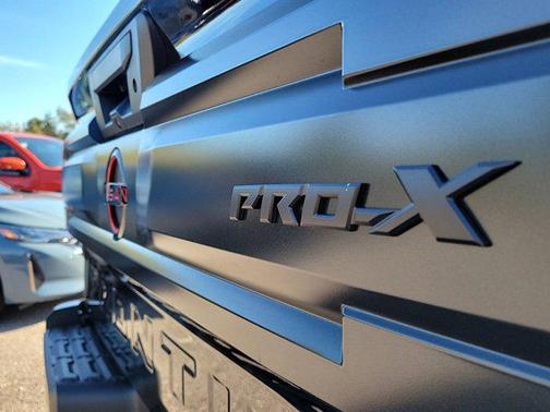 2025 Nissan Frontier PRO-X
