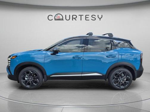 Arctic Ice Blue 2026 Nissan Kicks SR