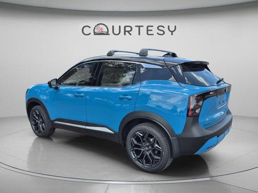Arctic Ice Blue 2026 Nissan Kicks SR
