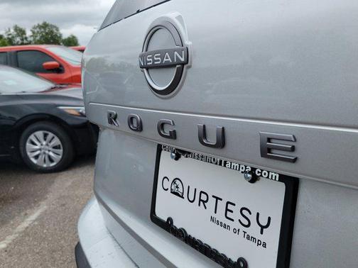 2025 Nissan Rogue S
