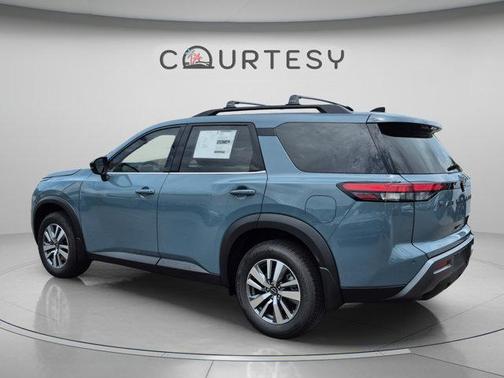 Baltic Teal 2026 Nissan Pathfinder SL