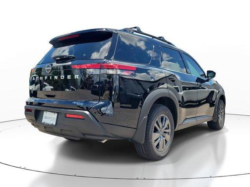 2025 Nissan Pathfinder SV FWD