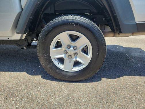2023 Jeep Gladiator Sport S