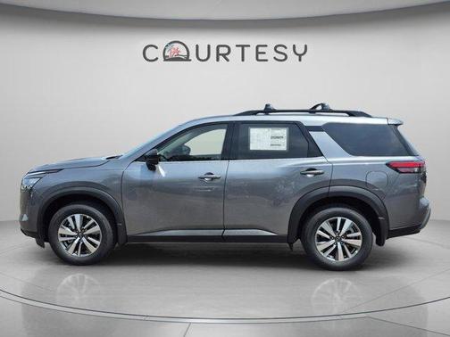 Gun Metallic 2026 Nissan Pathfinder SL
