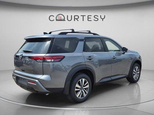 Gun Metallic 2026 Nissan Pathfinder SL